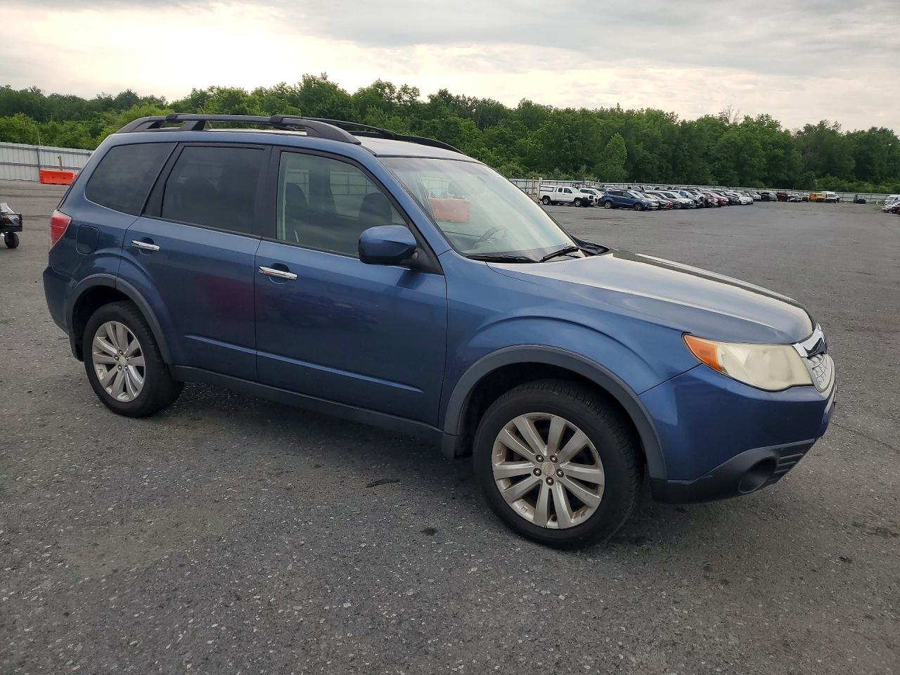 2011 Subaru Forester 2.5x Premium Синий vin: JF2SHADC2BH766121