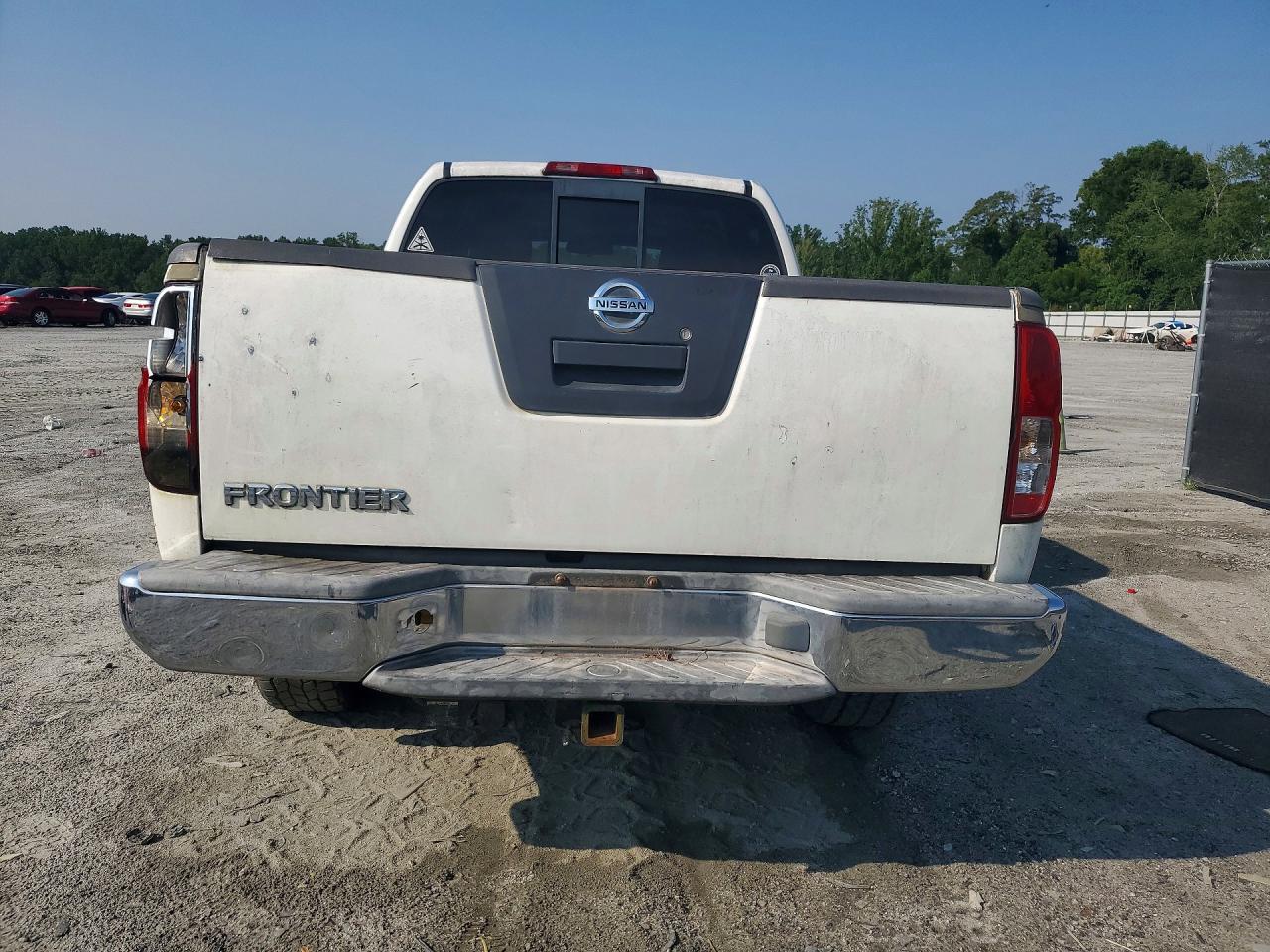 2005 Nissan Frontier Se White vin: 1N6AD06W15C425248