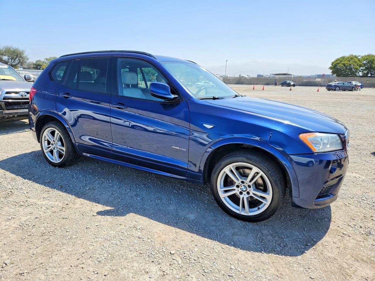 2014 Bmw X3 Xdrive28i Blue vin: 5UXWX9C56E0D31224