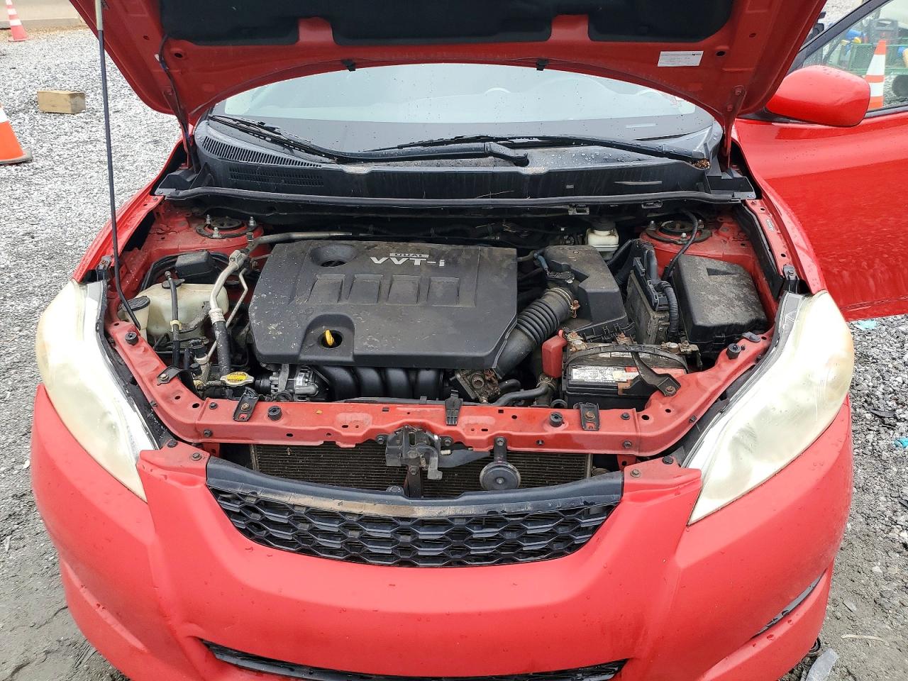 2009 Toyota Matrix Base Red vin: 2T1KU40E19C160648