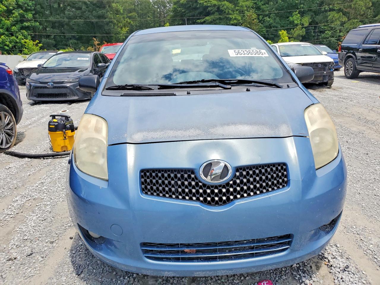 2008 Toyota Yaris Base Синий vin: JTDJT923485177091
