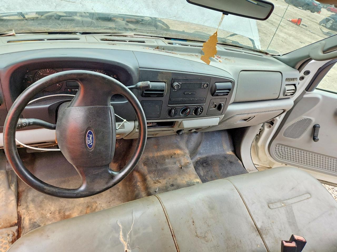 2005 Ford F250 Super Duty White vin: 1FTNF20585ED31513