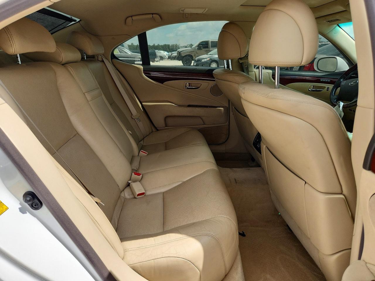 2012 Lexus Ls 460 White vin: JTHCL5EFXC5013889