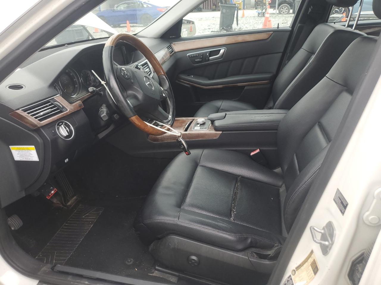 2012 Mercedes-benz E 350 4matic White vin: WDDHF8JBXCA547183