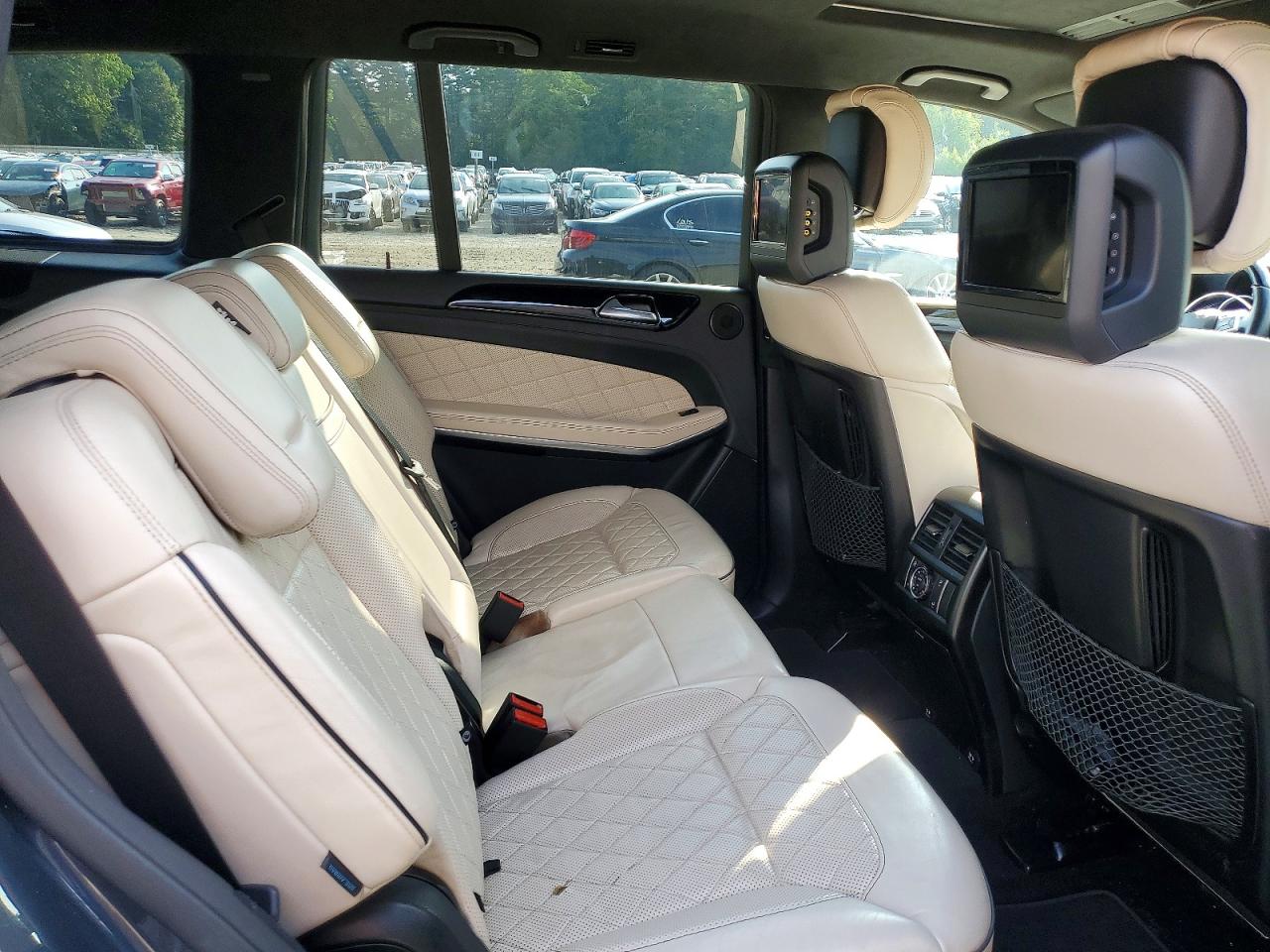 2013 Mercedes-benz Gl 550 4matic Черный vin: 4JGDF7DE5DA156268