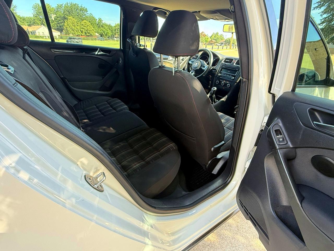 2013 Volkswagen Gti Белый vin: WVWGD7AJ8DW119484
