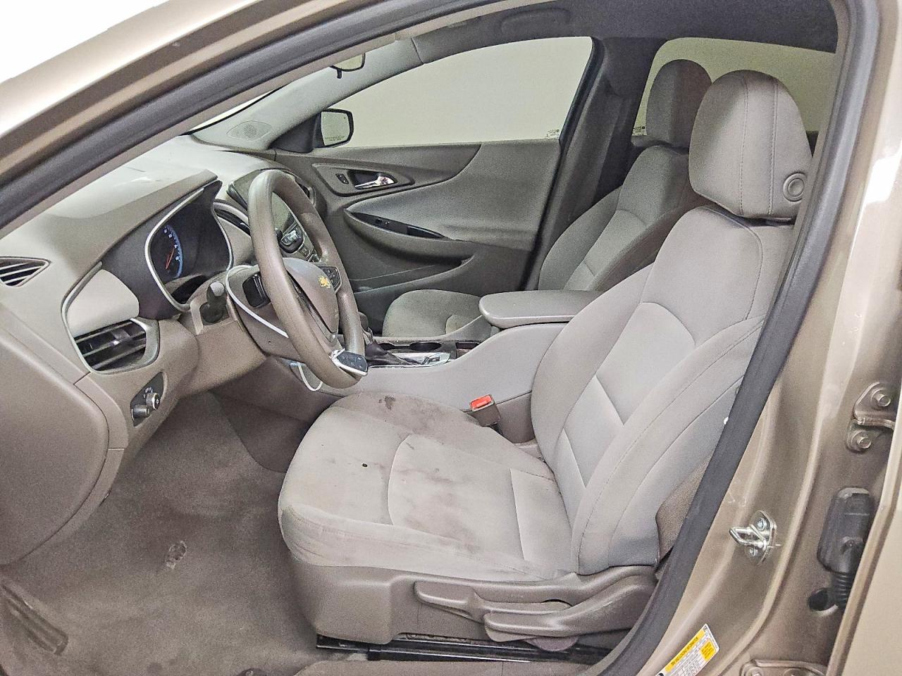 2024 Chevrolet Malibu Ls Золотой vin: 1G1ZB5ST1RF137828