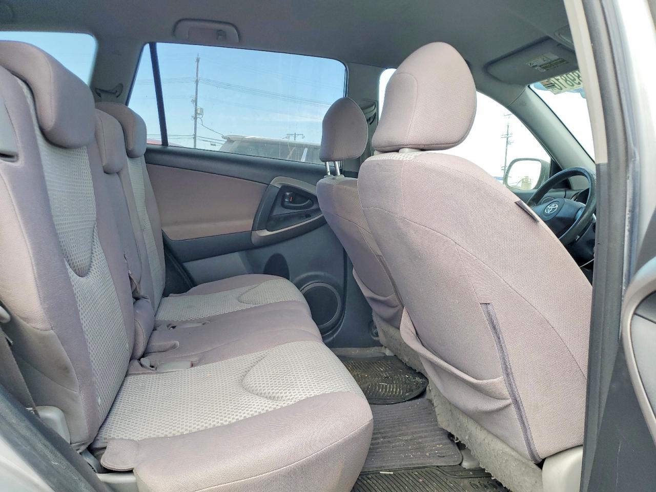 2008 Toyota Rav4 Base Silver vin: JTMZD33V986059531