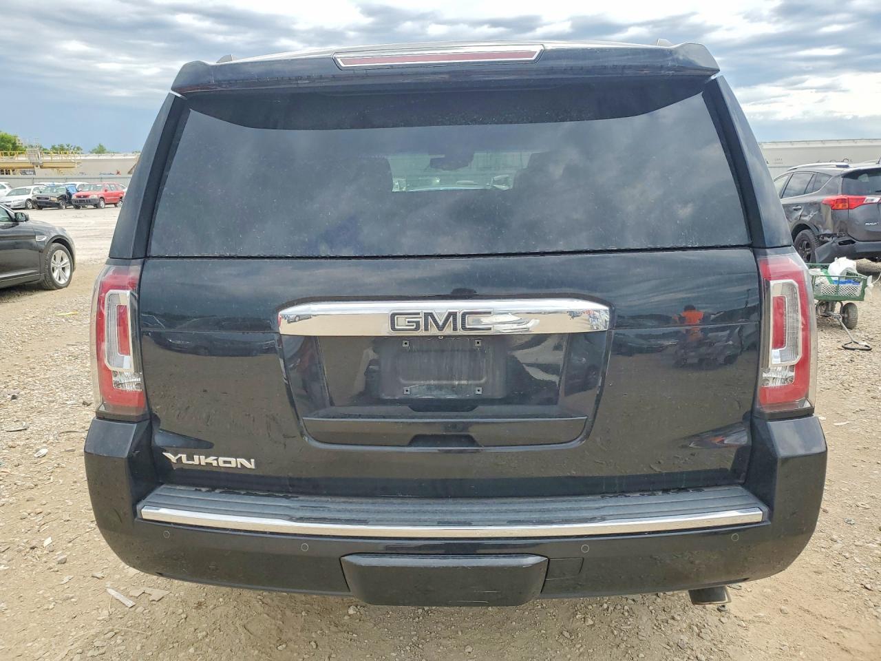 2015 Gmc Yukon Denali Black vin: 1GKS2CKJ9FR665997
