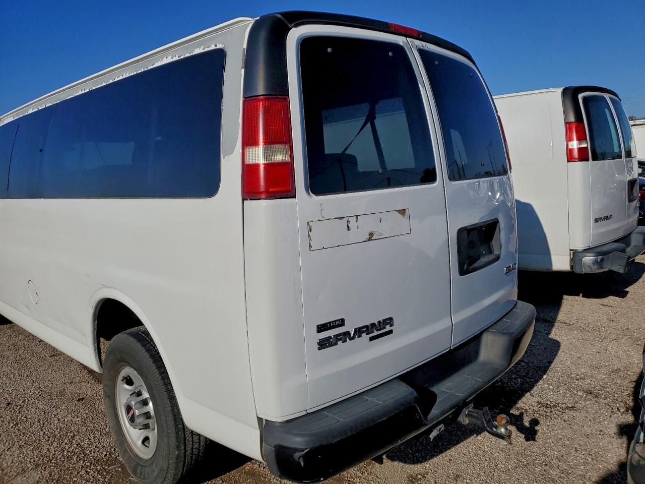 2010 Gmc Savana G3500 Ls Белый vin: 1GJ2GZDG1A1184224