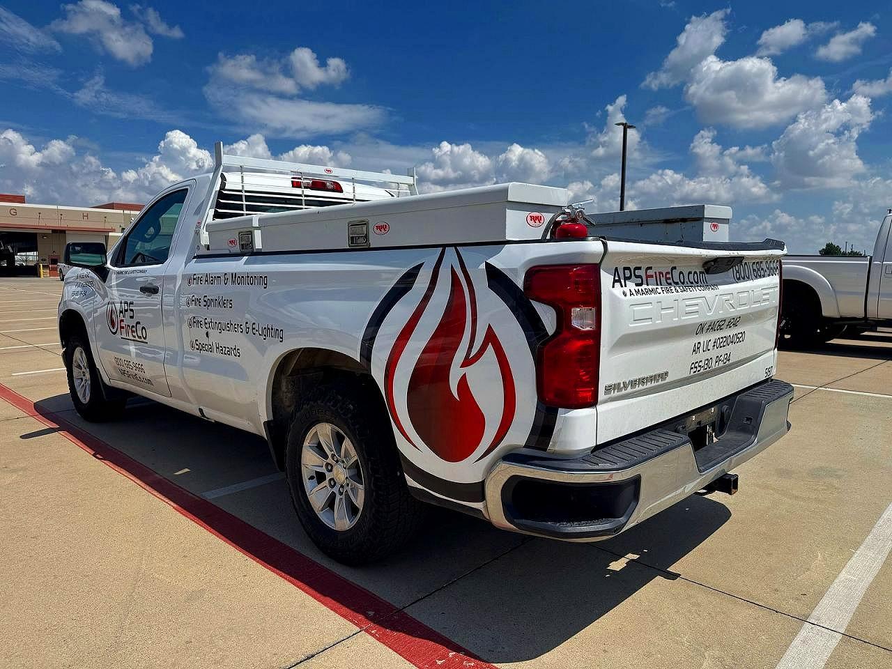 2020 Chevrolet Silverado C1500 White vin: 3GCNWAEF2LG235197