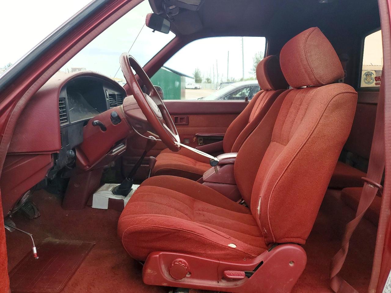 1990 Toyota Pickup 1 Ton Long Bed Dlx Burgundy vin: JT4VN13G8L5029209