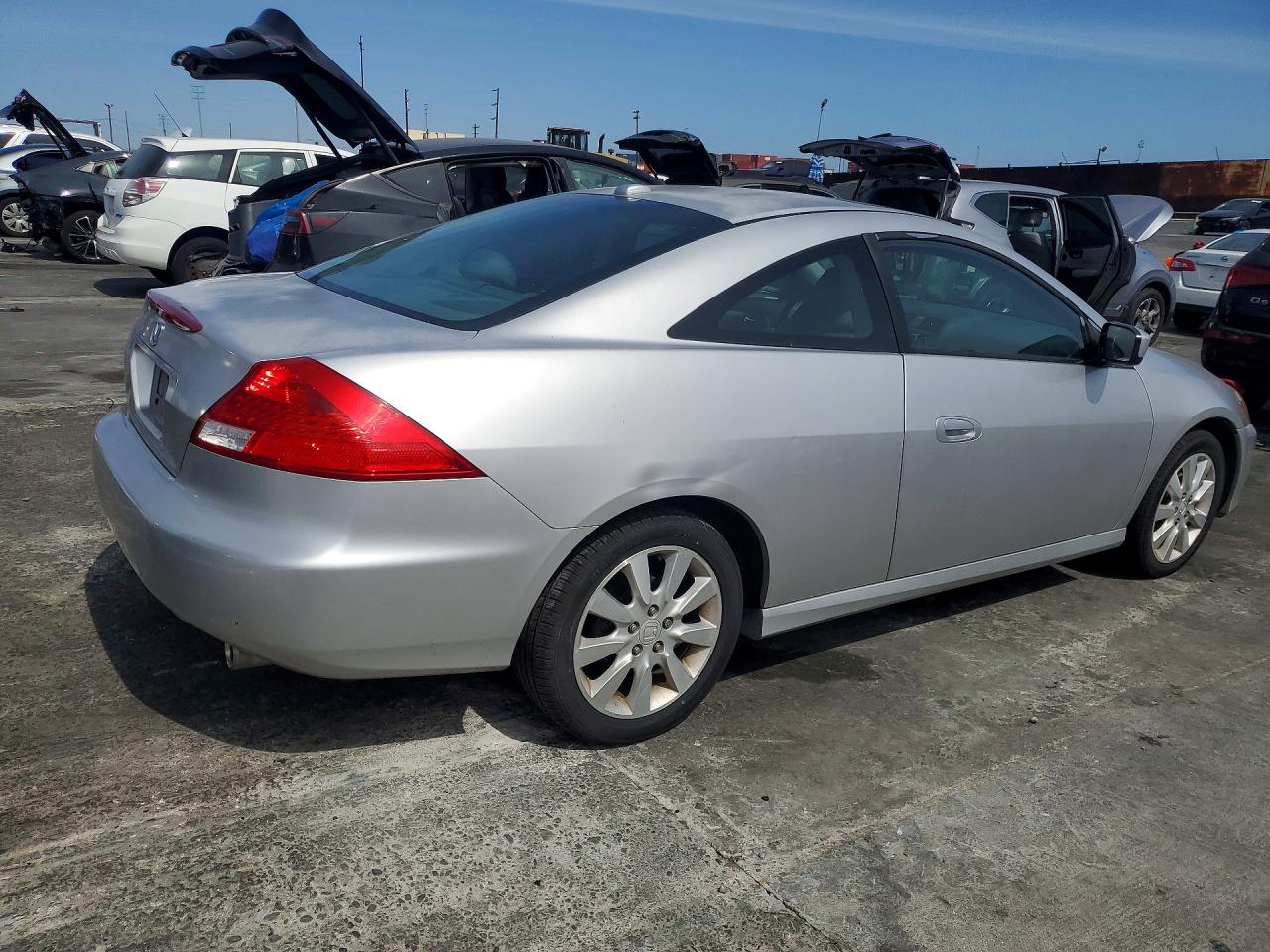 2006 Honda Accord Ex Silver vin: 1HGCM82666A004320