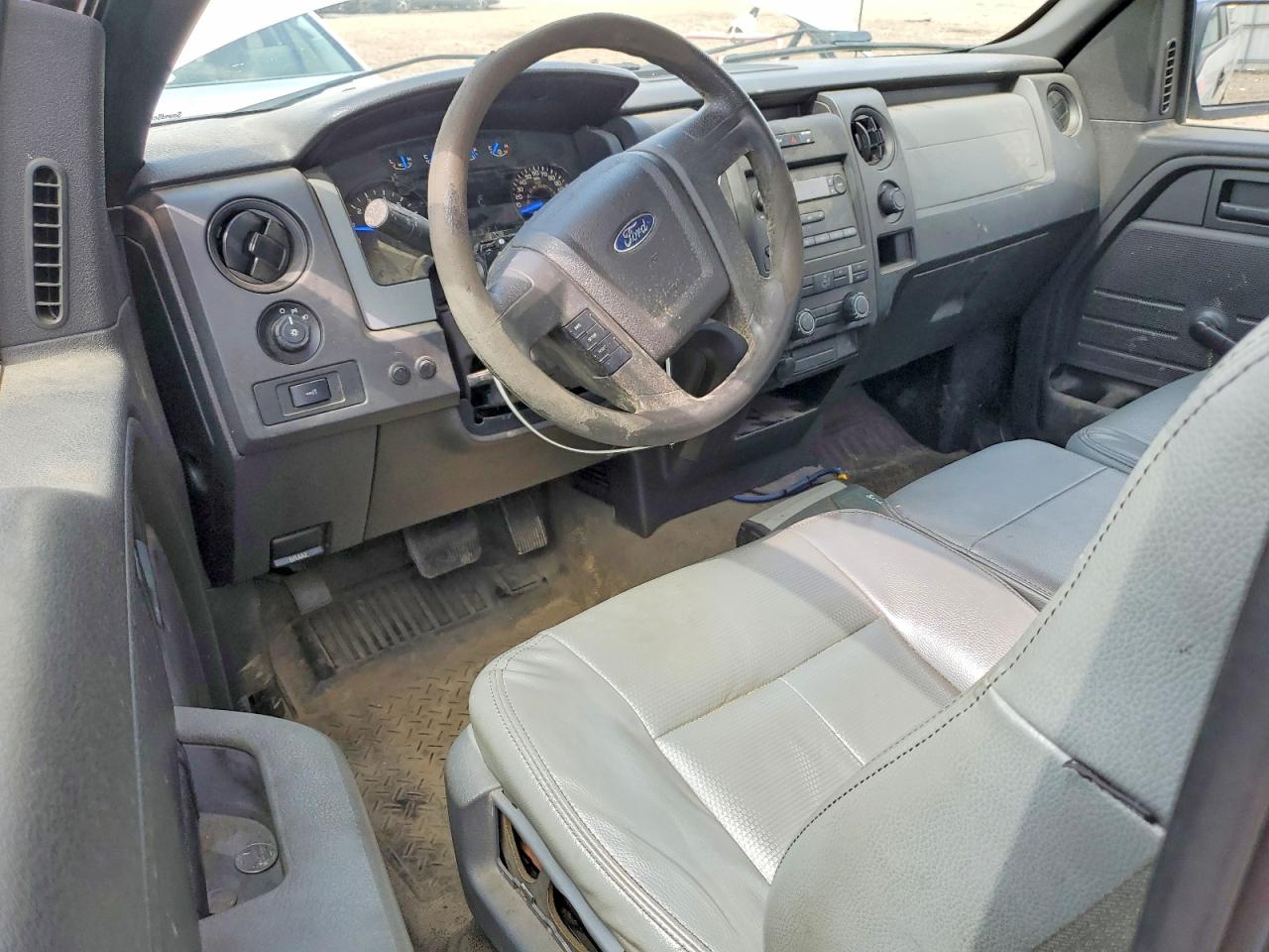 2013 Ford F150 Белый vin: 1FTMF1CM3DKE14761