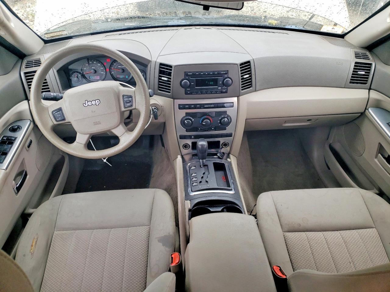 2005 Jeep Grand Cherokee Laredo Желто-коричневый vin: 1J4GR48K55C674937
