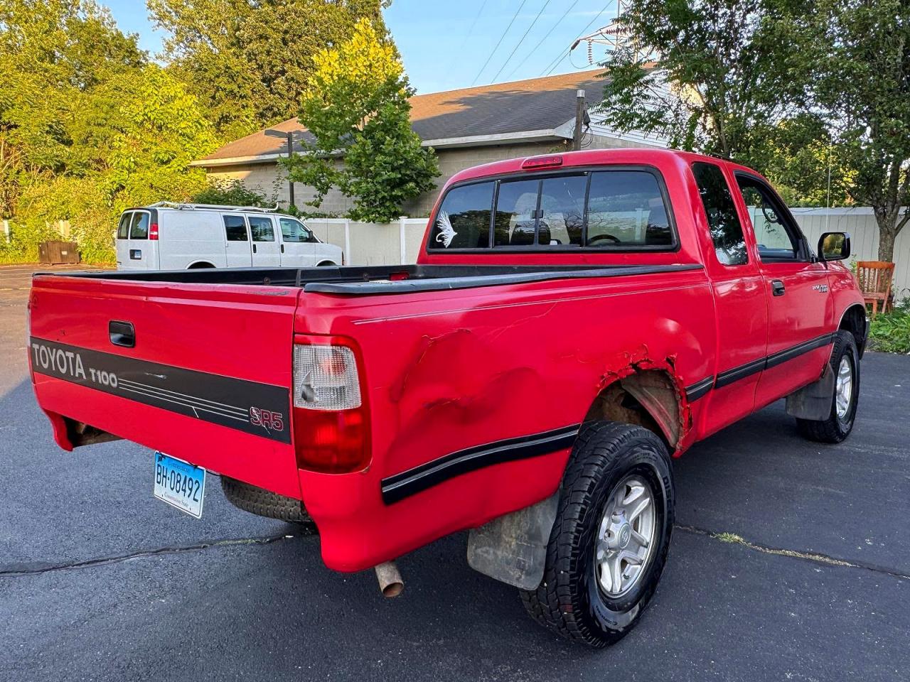 1998 Toyota T100 Sr5 Red vin: JT4UN24D5W0054589