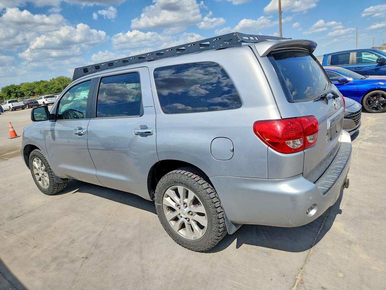2013 Toyota Sequoia Limited Silver vin: 5TDJY5G15DS090452