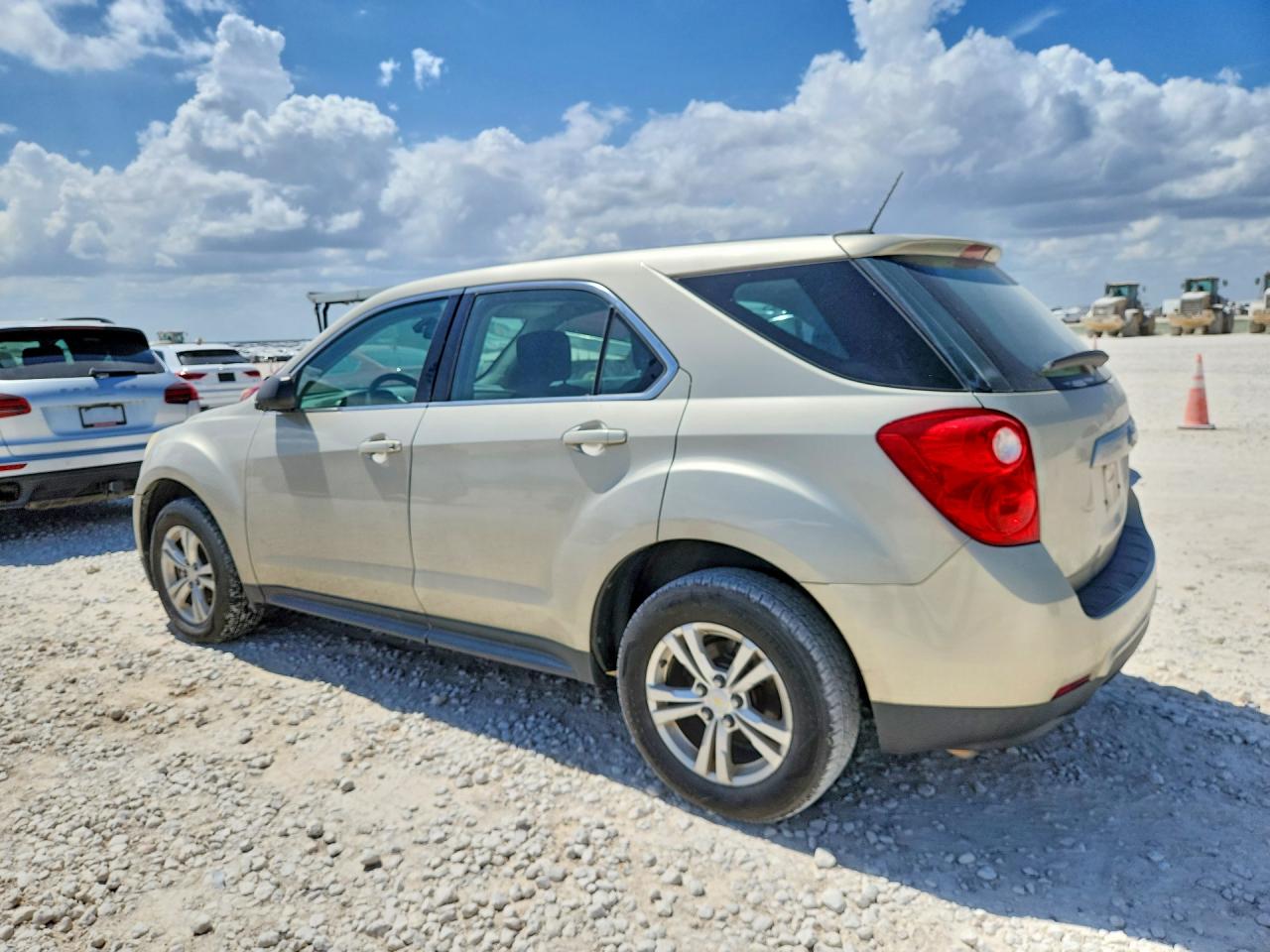 2015 Chevrolet Equinox Ls Gold vin: 2GNALAEK3F6154429