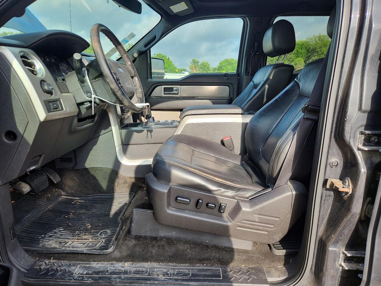 2014 Ford F150 Supercrew Black vin: 1FTFW1ET2EKE80023