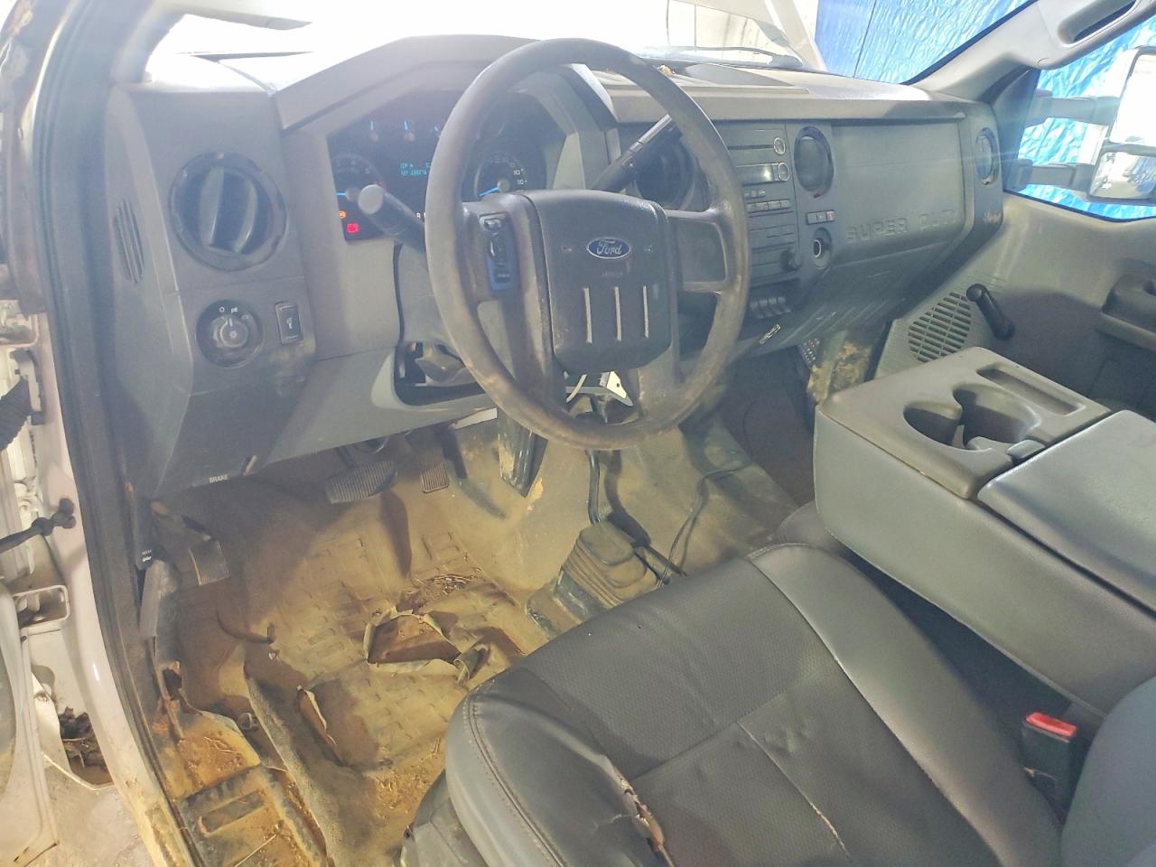 2015 Ford F250 Super Duty White vin: 1FT7X2B60FED10278