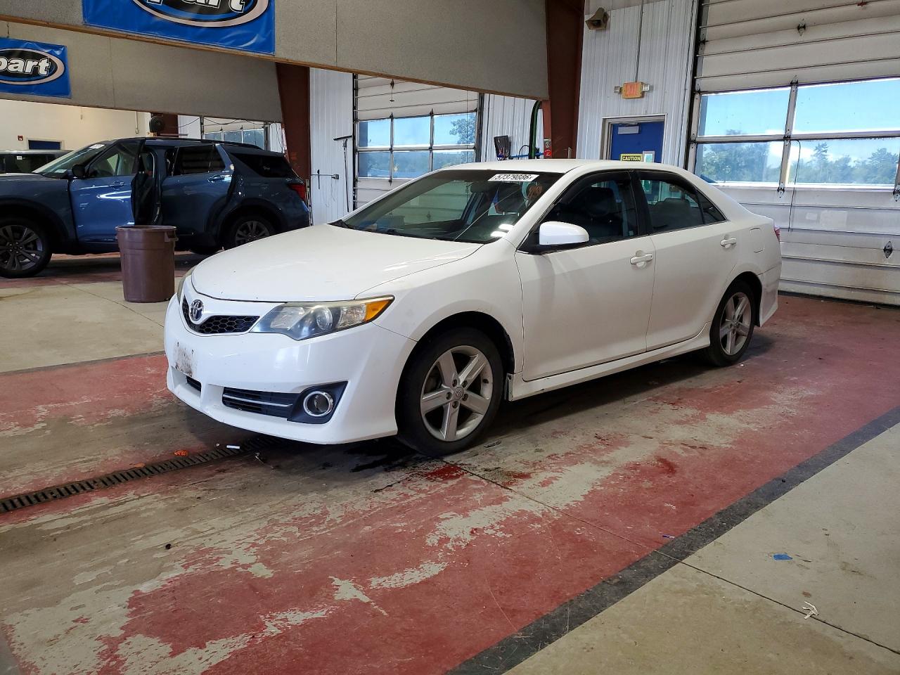 2013 Toyota Camry Se White vin: 4T1BF1FK7DU717303