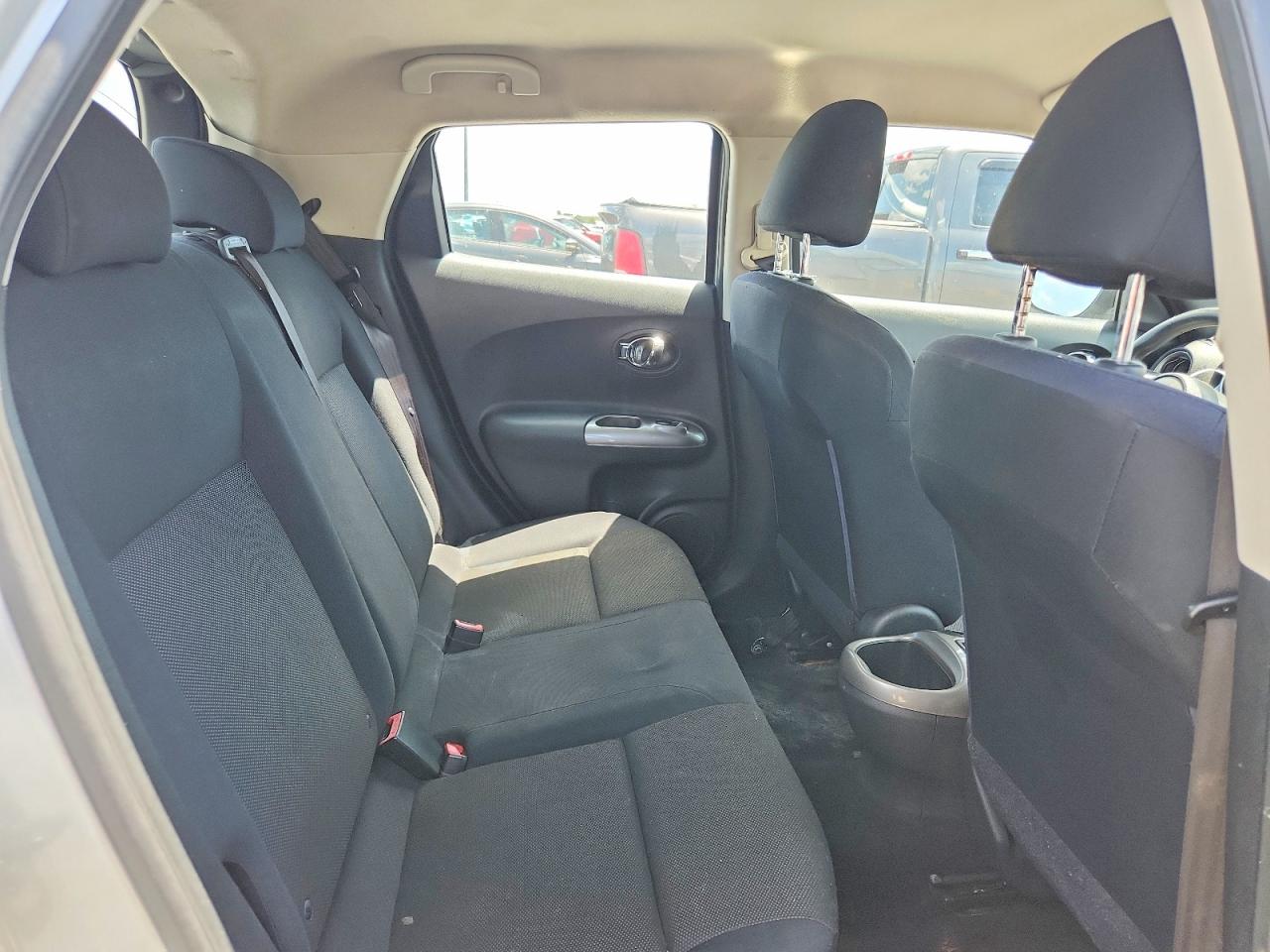 2013 Nissan Juke S Silver vin: JN8AF5MV9DT214869