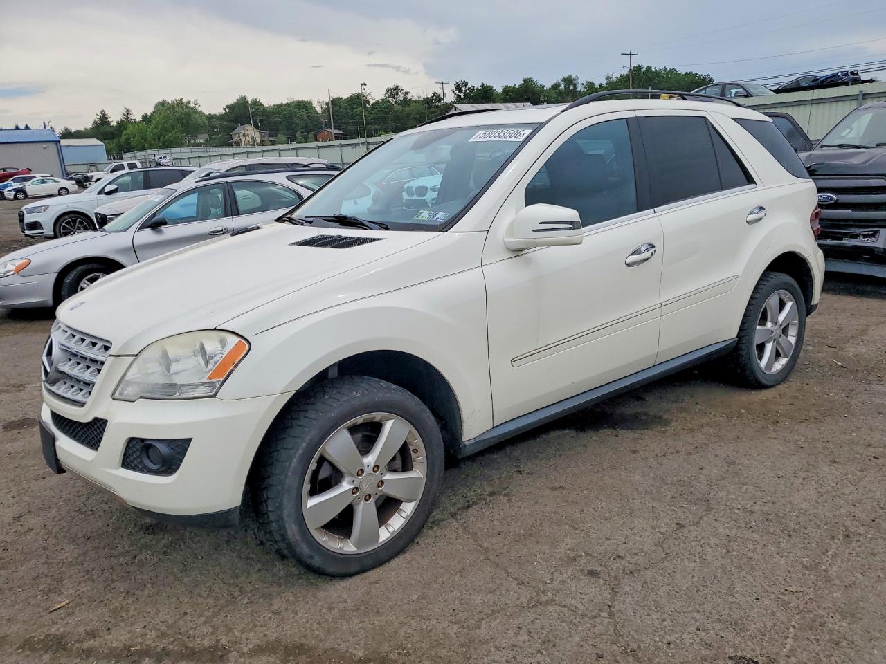 2011 Mercedes-benz Ml 350 4matic White vin: 4JGBB8GB7BA714855