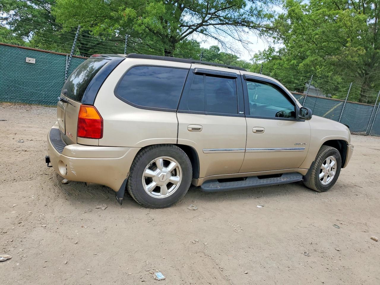 2006 Gmc Envoy Gold vin: 1GKDT13S662142415