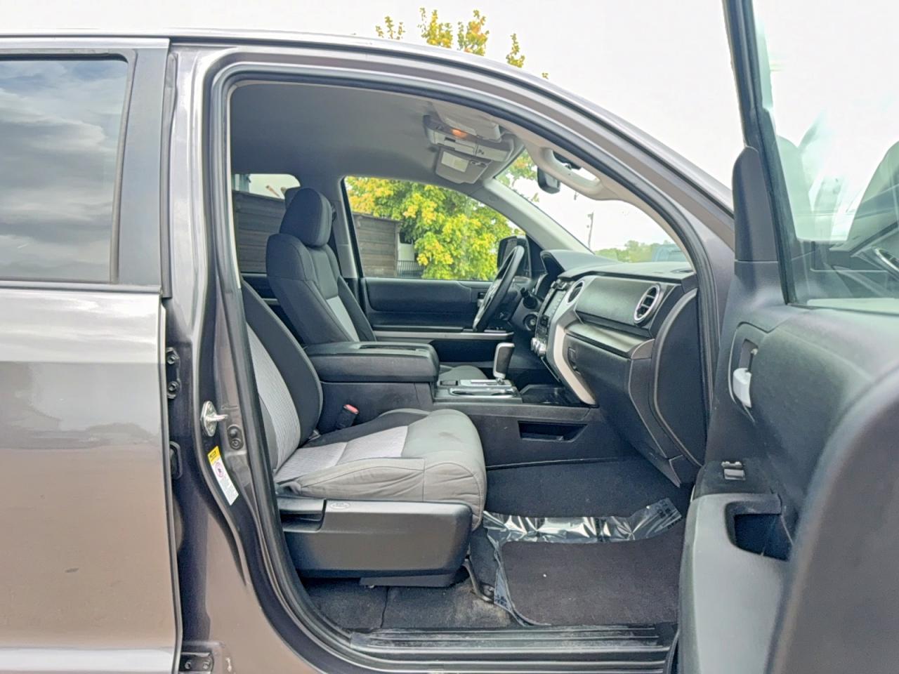 2015 Toyota Tundra Crewmax Sr5 Gray vin: 5TFEM5F10FX088619