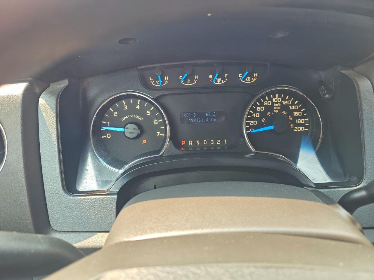 2014 Ford F150 Super Cab White vin: 1FTFX1ET1EFC44369