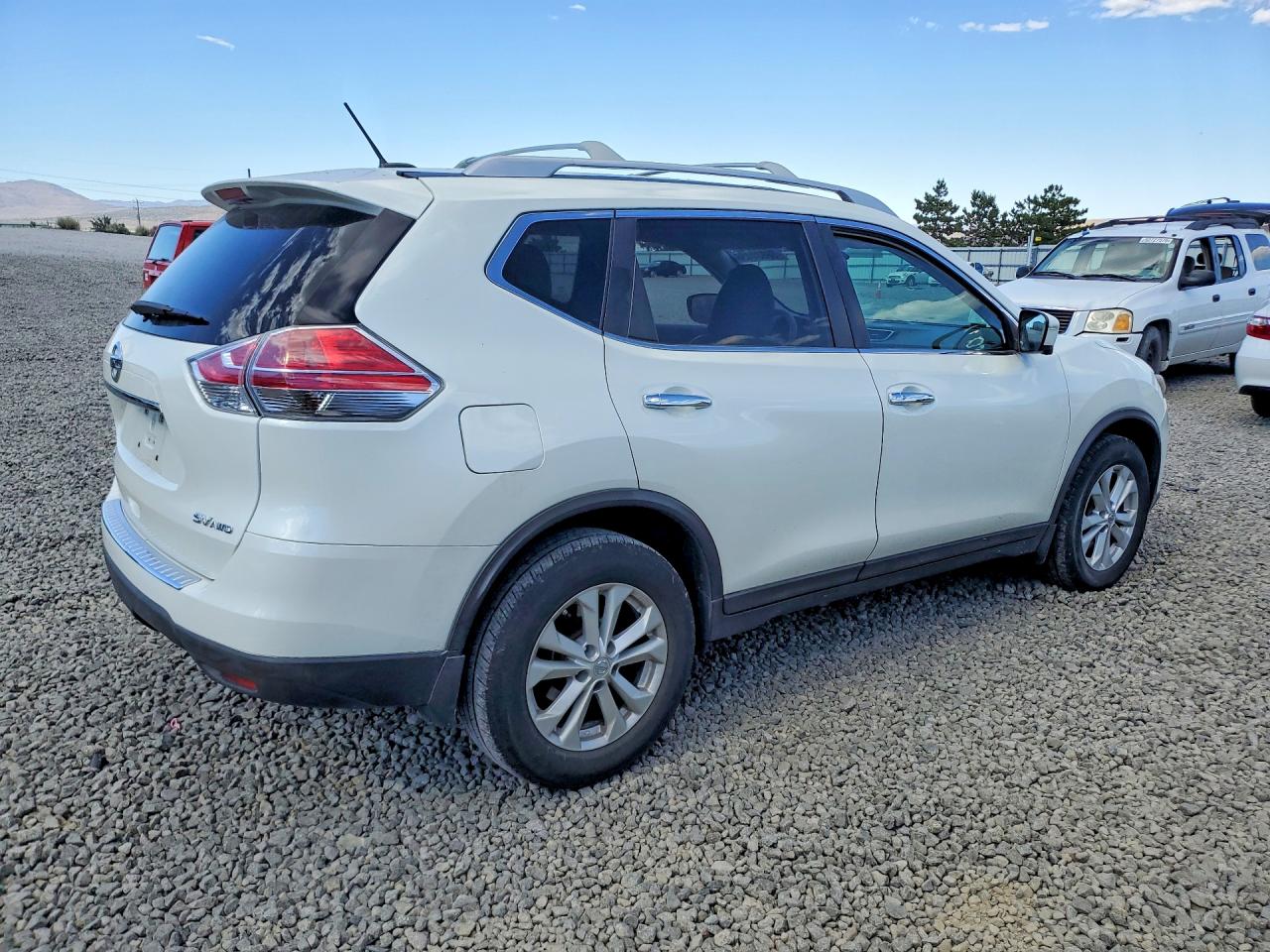 2015 Nissan Rogue Sv Белый vin: 5N1AT2MKXFC831429