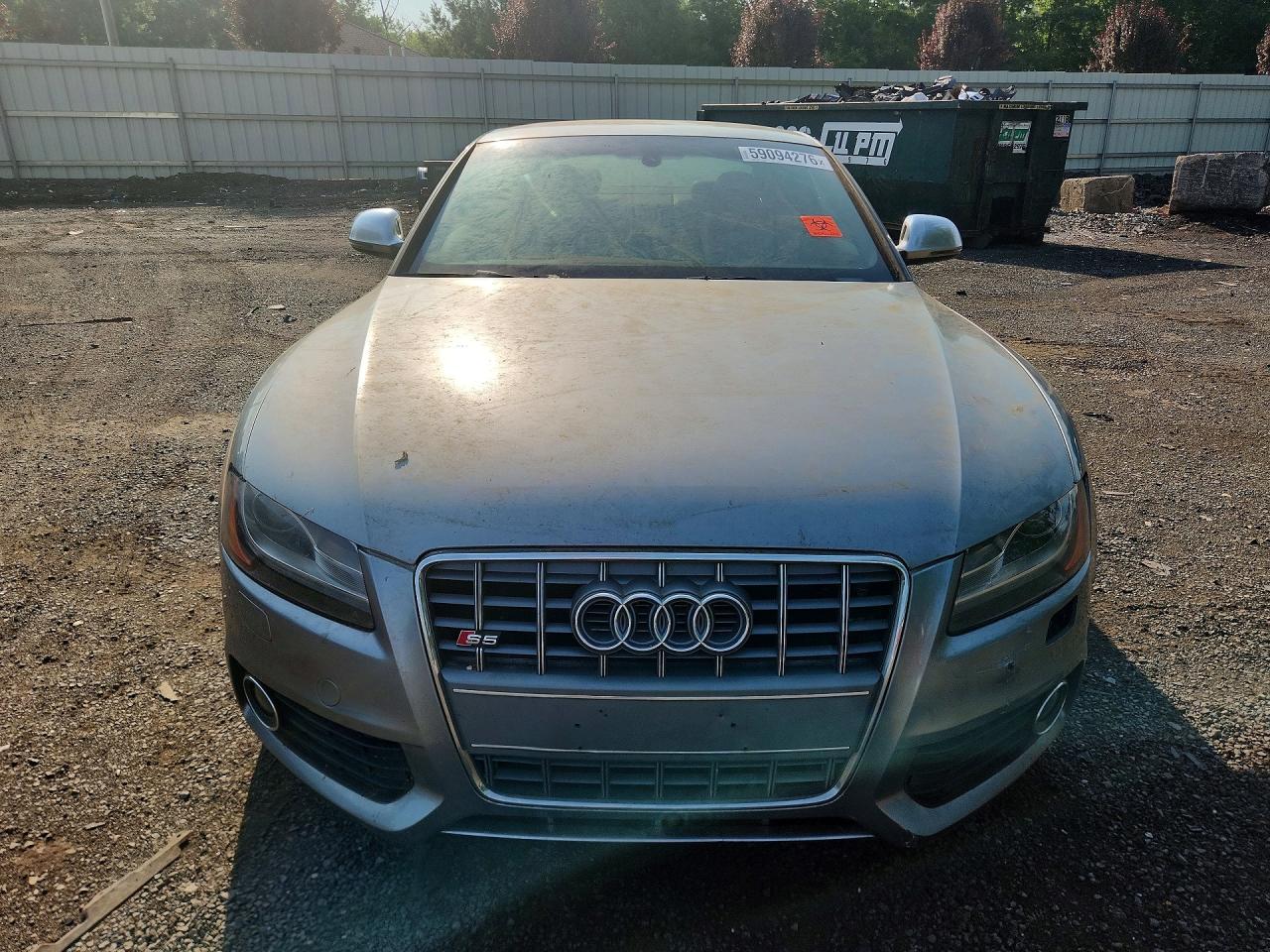 2009 Audi S5 Quattro Gray vin: WAURV78T69A028003