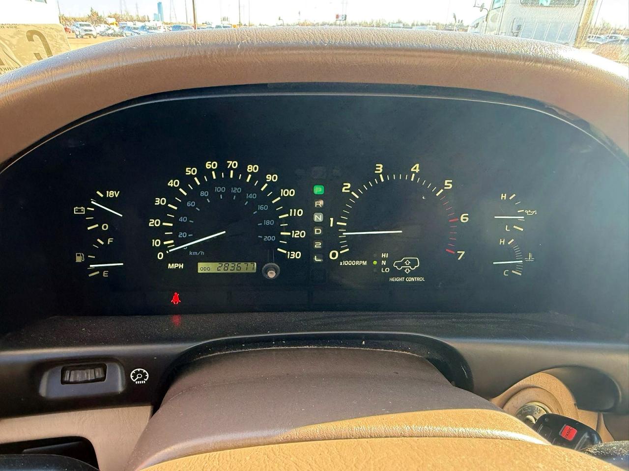 1998 Lexus Lx 470 White vin: JT6HT00W9W0023792