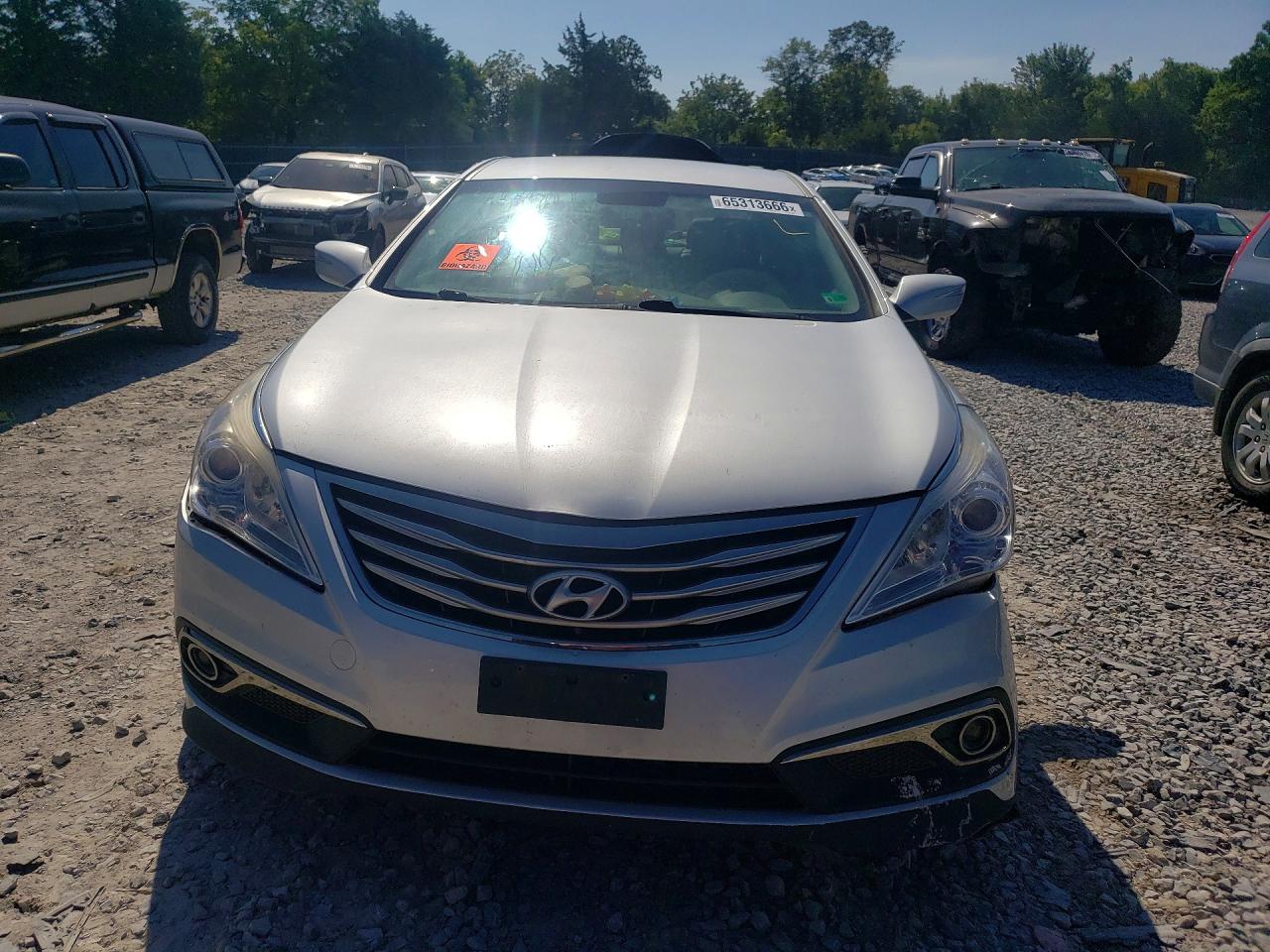 2015 Hyundai Azera Base Silver vin: KMHFG4JG4FA475092