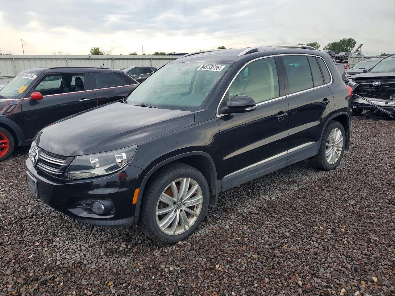 2013 Volkswagen Tiguan S Black vin: WVGBV7AX7DW501173