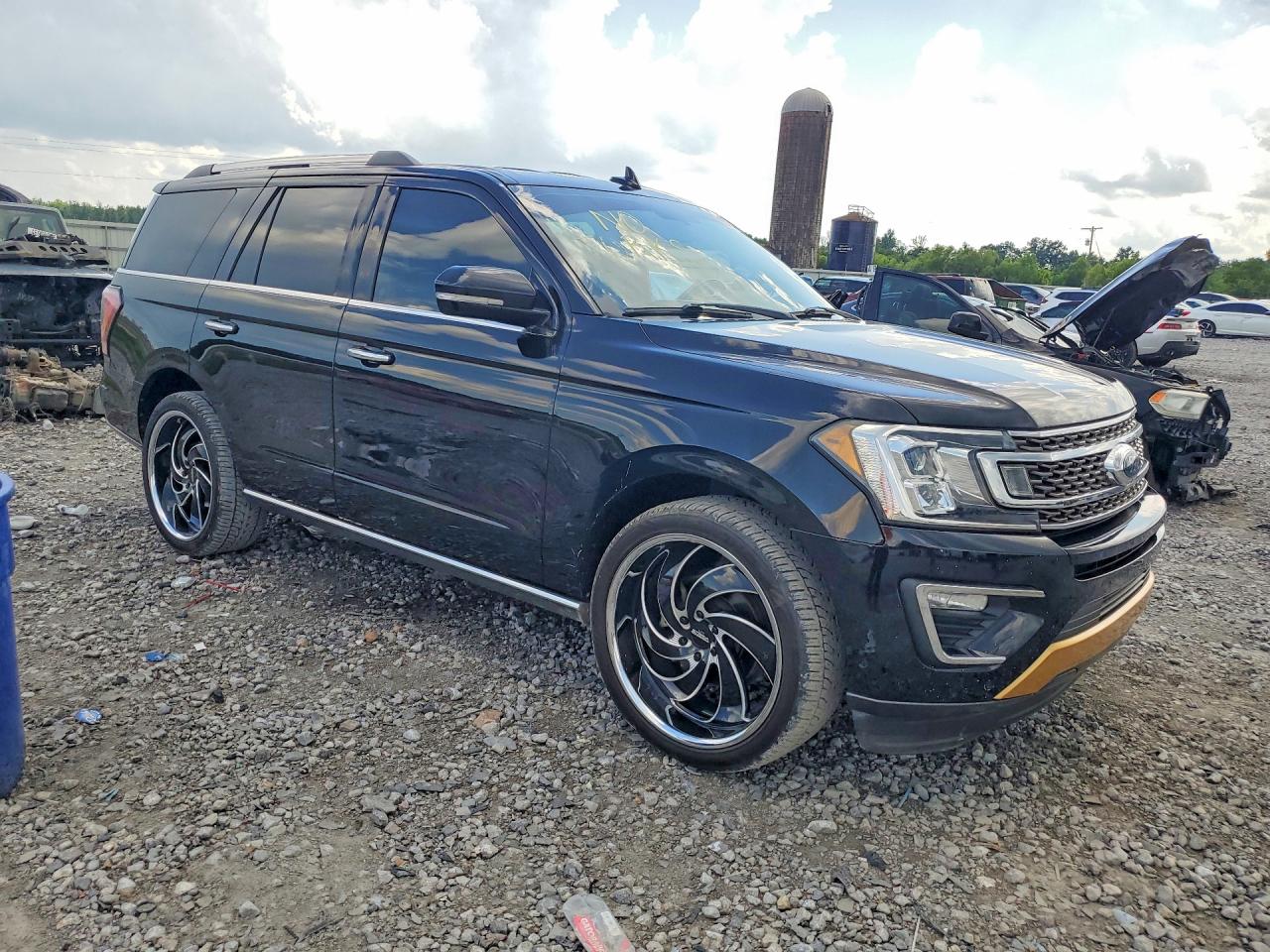 2018 Ford Expedition Limited Черный vin: 1FMJU1KTXJEA11481