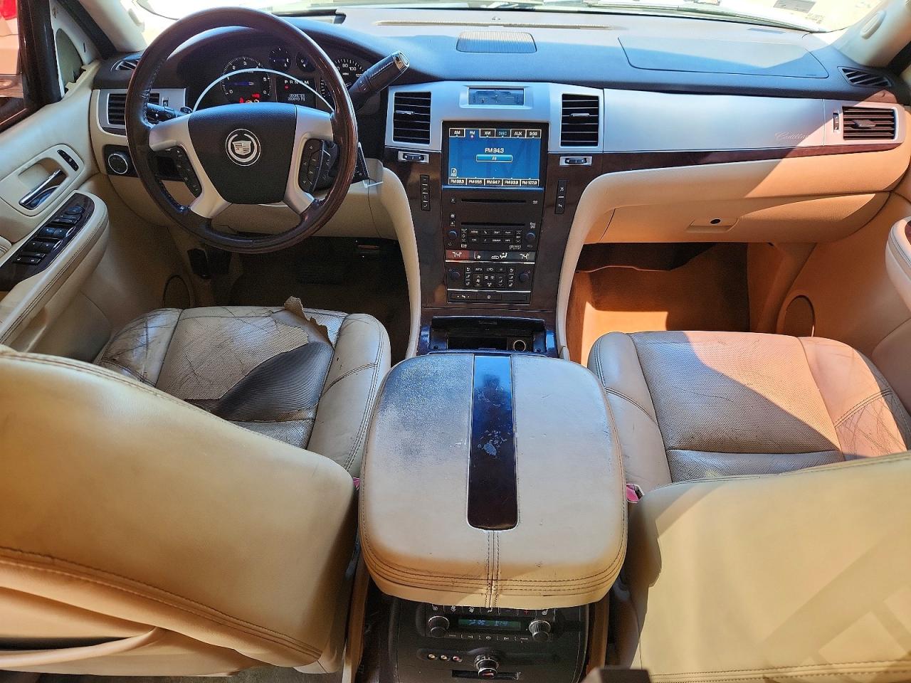 2007 Cadillac Escalade Luxury Бежевый vin: 1GYFK63897R311564