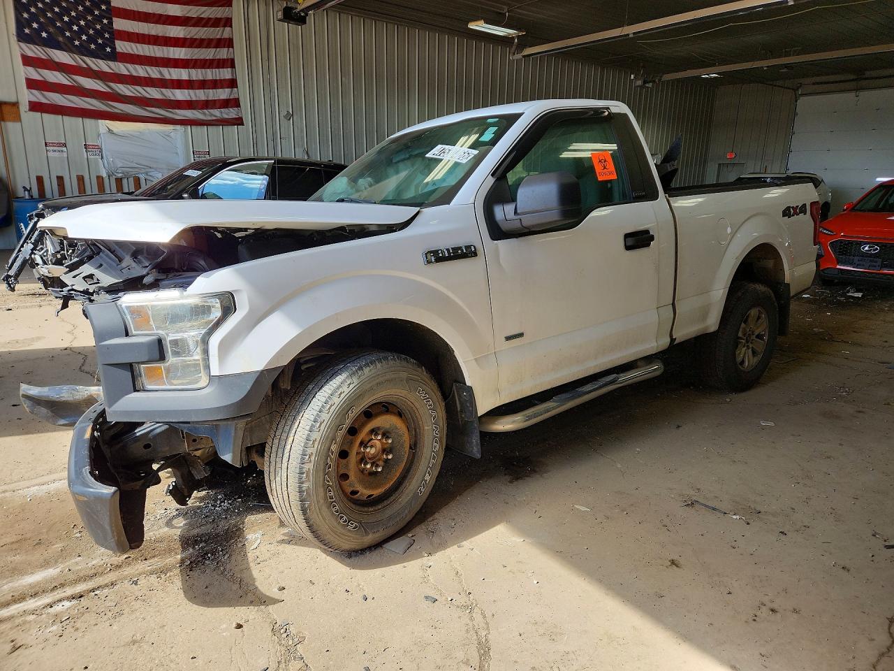 2016 Ford F150 White vin: 1FTMF1EP0GKE21985