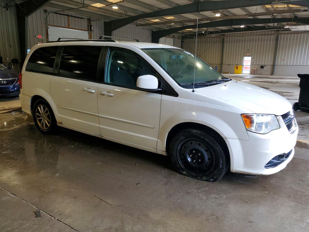 2012 Dodge Grand Caravan Sxt White vin: 2C4RDGCG1CR265582