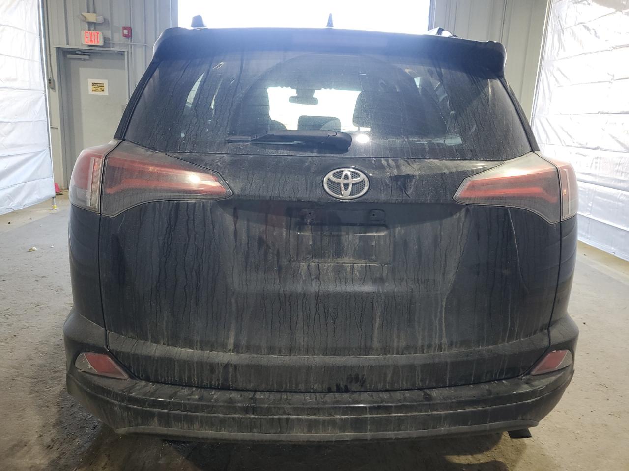 2018 Toyota Rav4 Le Black vin: 2T3ZFREV7JW497236