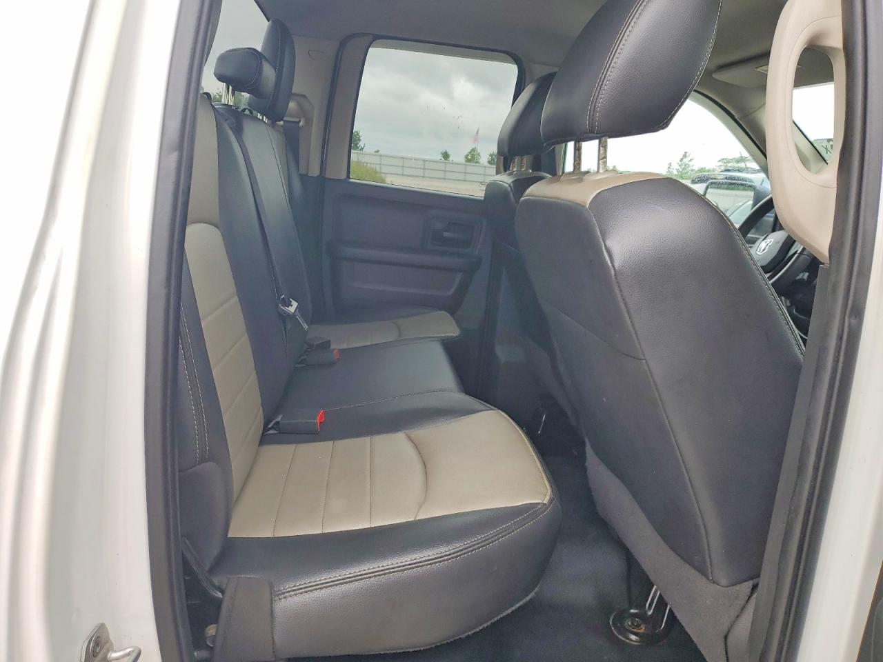2011 Dodge Ram 1500 White vin: 1D7RV1GP6BS686236