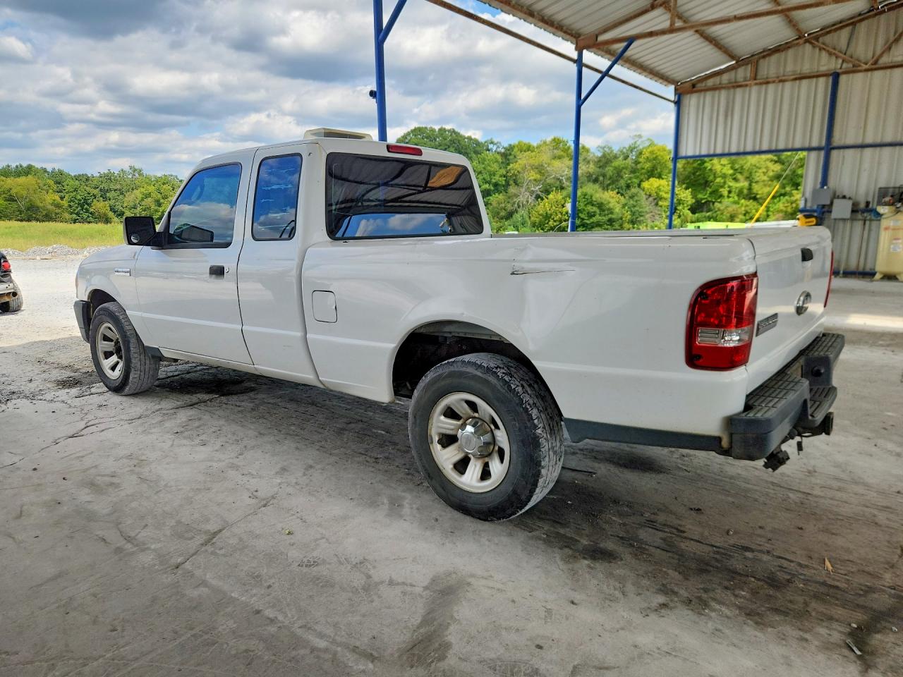 2009 Ford Ranger Super Cab White vin: 1FTYR14DX9PA64899