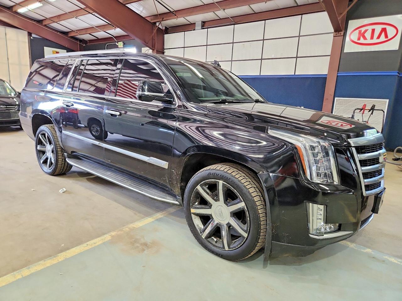 2015 Cadillac Escalade Esv Luxury Black vin: 1GYS4SKJ9FR726128