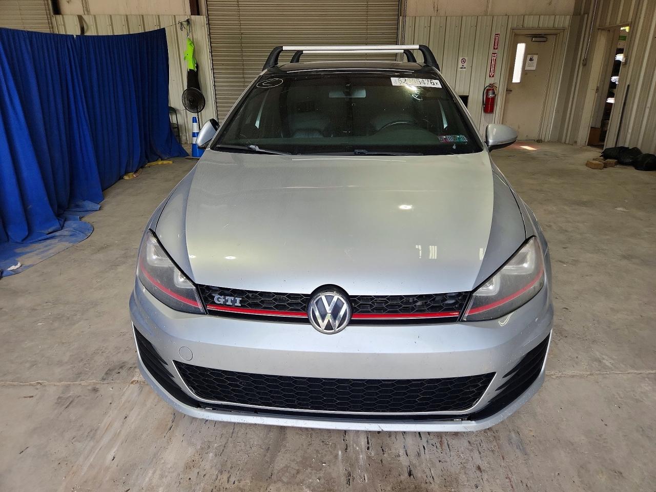 2015 Volkswagen Gti Silver vin: 3VW5T7AU2FM013519