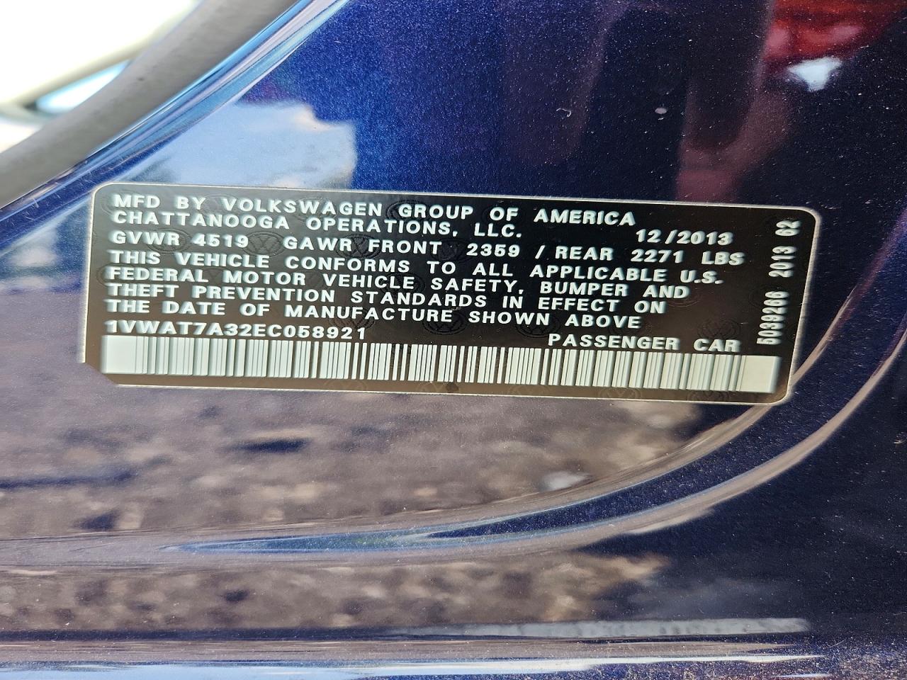 2014 Volkswagen Passat S Синий vin: 1VWAT7A32EC058921