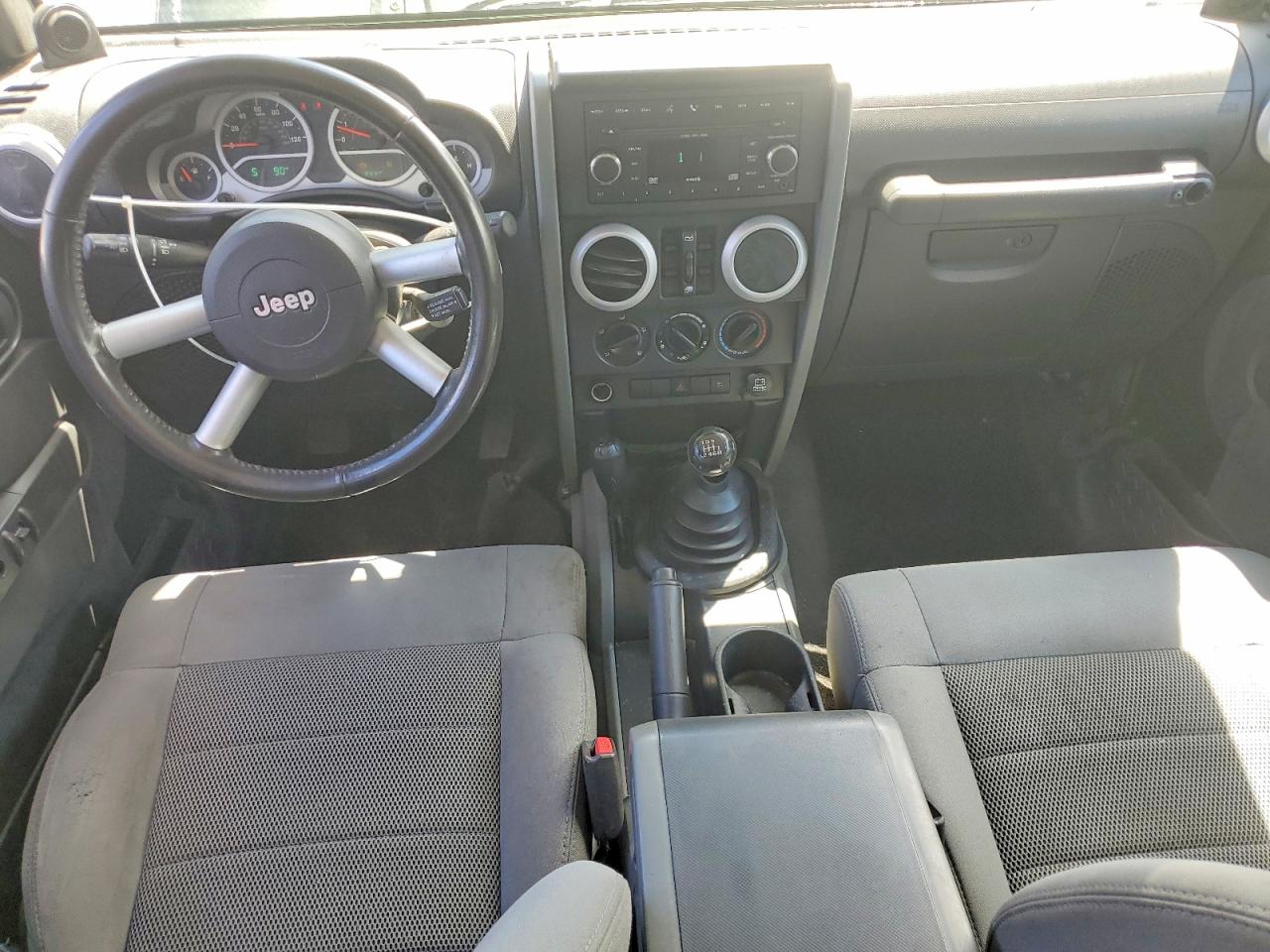 2009 Jeep Wrangler Unlimited Sahara Green vin: 1J4GA59159L733168