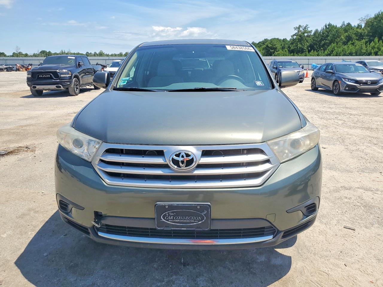 2013 Toyota Highlander Base Green vin: 5TDBK3EH0DS198536