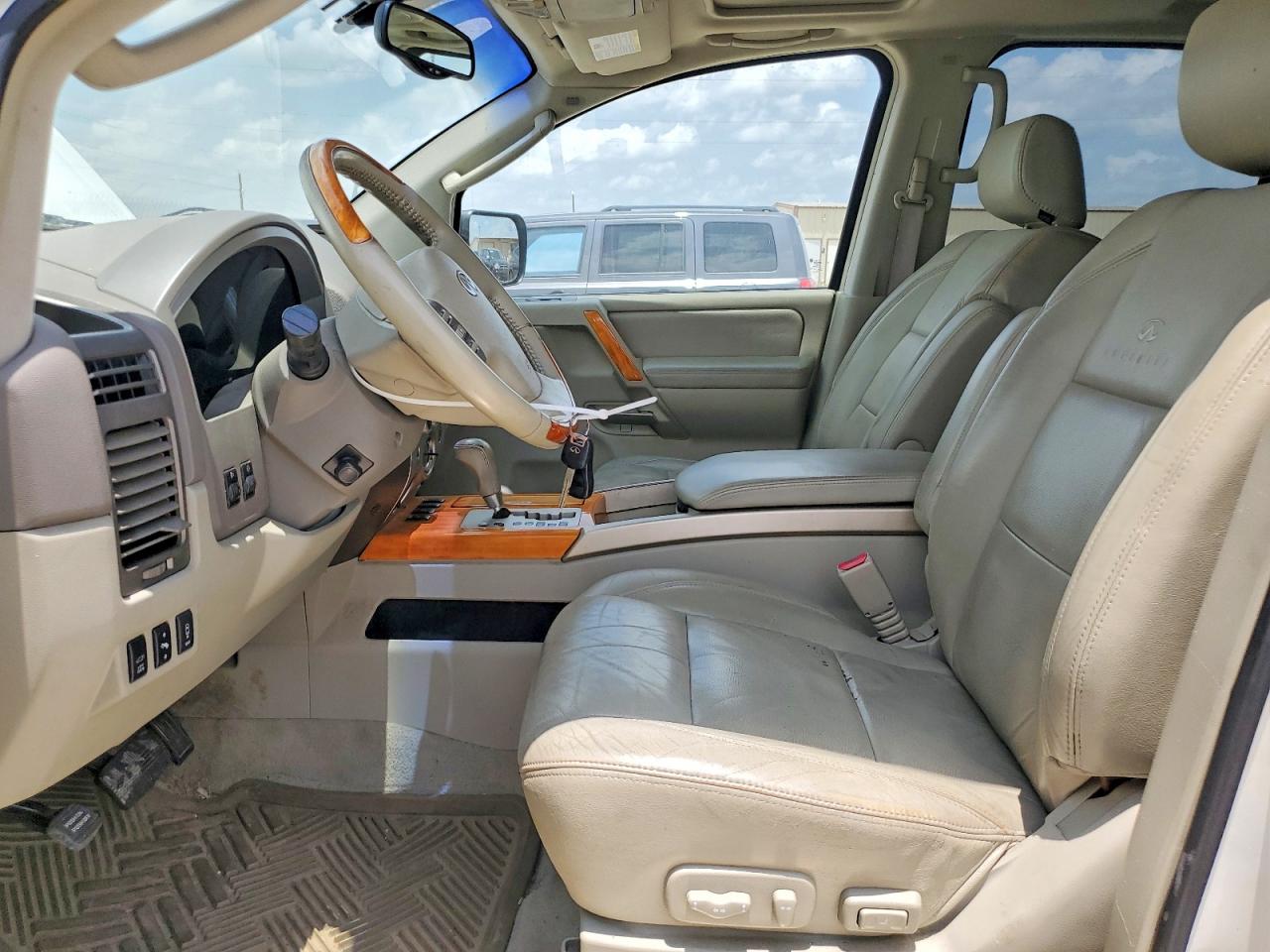 2005 Infiniti Qx56 Base Белый vin: 5N3AA08C25N806774