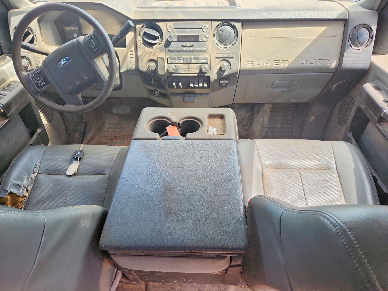 2013 Ford F350 Super Duty White vin: 1FD8W3HT8DEA40607