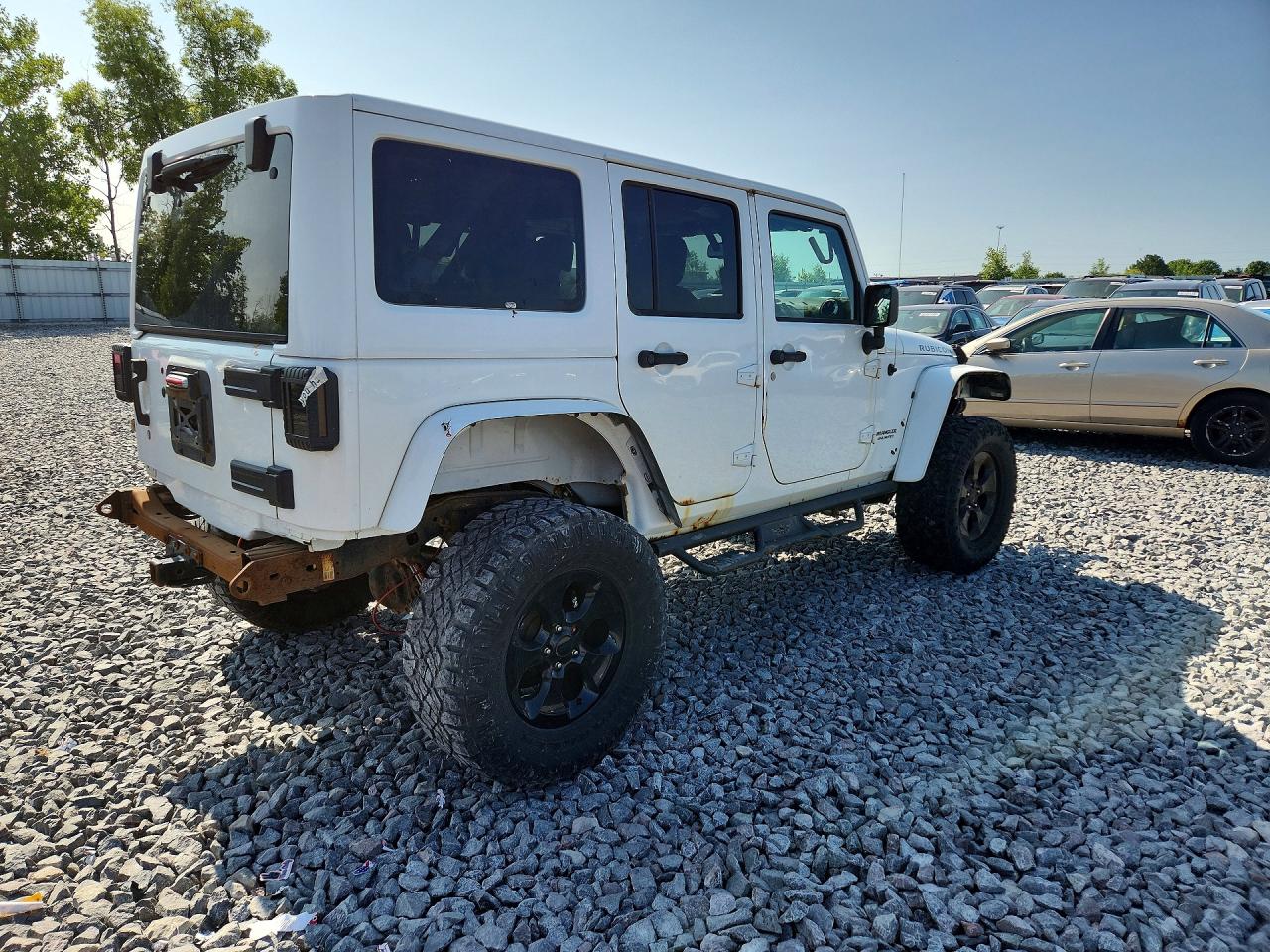 2015 Jeep Wrangler Unlimited Rubicon White vin: 1C4BJWFG9FL765406